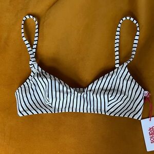 NWT bikini top from Solid & Striped (M)